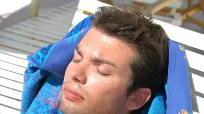 חולם חולם