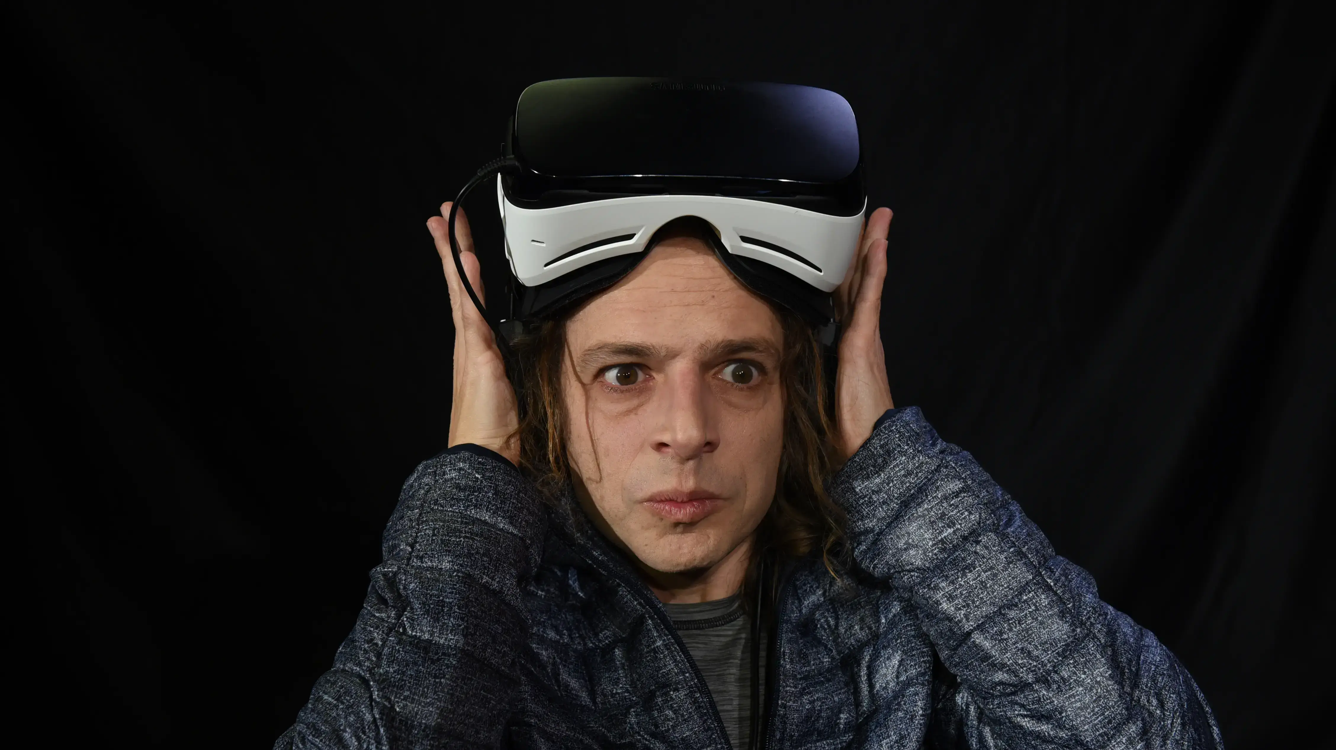 טרולים רק רוצים ליהנות. פרופסור אמיר חצרוני