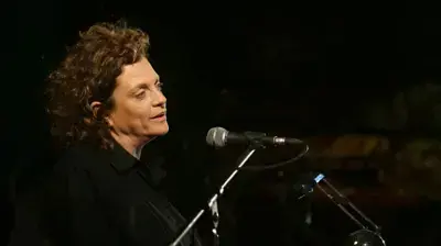 השרה יולי תמיר נואמת נאום (ניר שאנני) השרה יולי תמיר נואמת נאום (ניר שאנני)