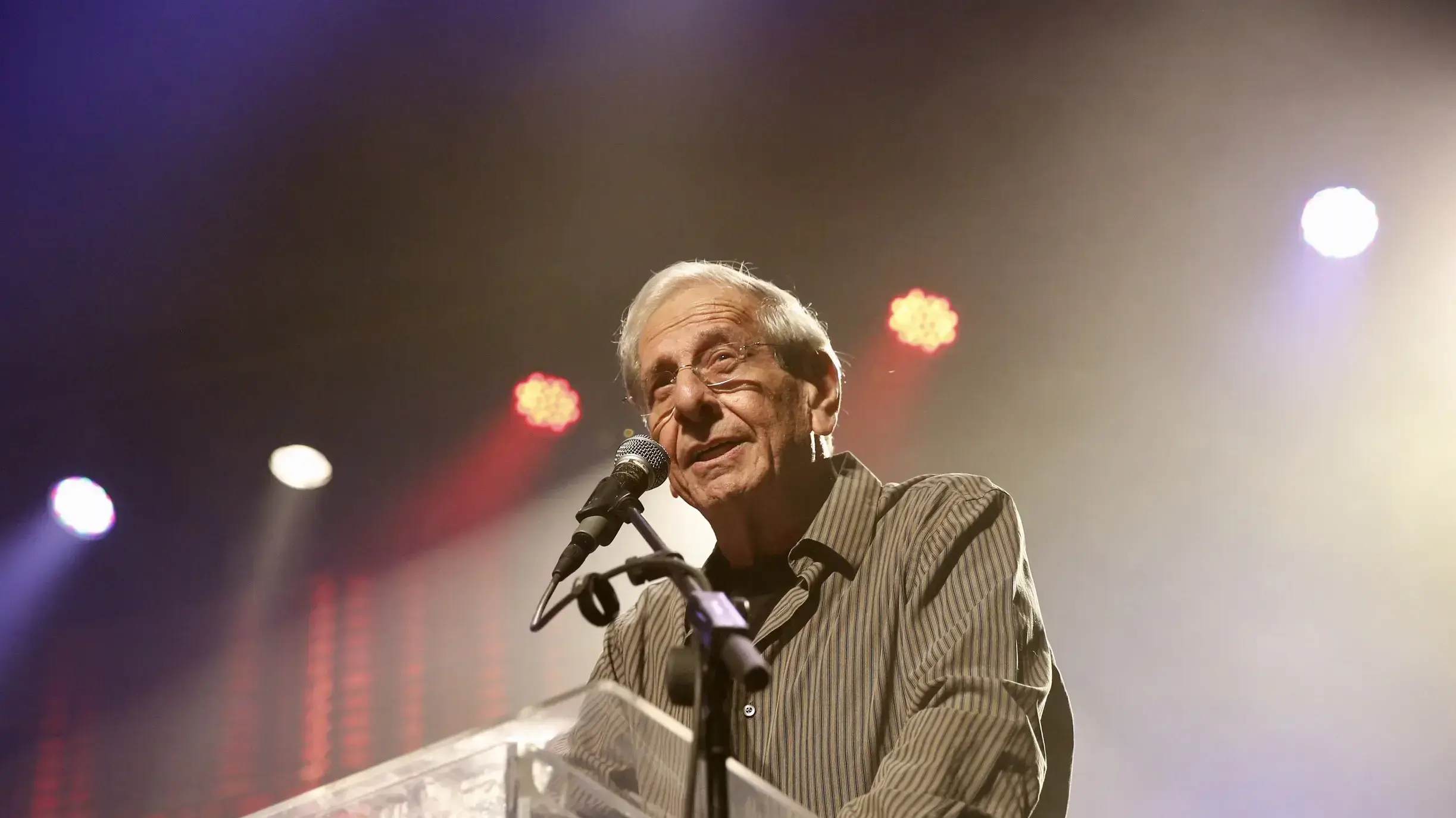 קיבל פרס אמ"י למפעל חיים. טופל קיבל פרס אמ"י למפעל חיים. טופל