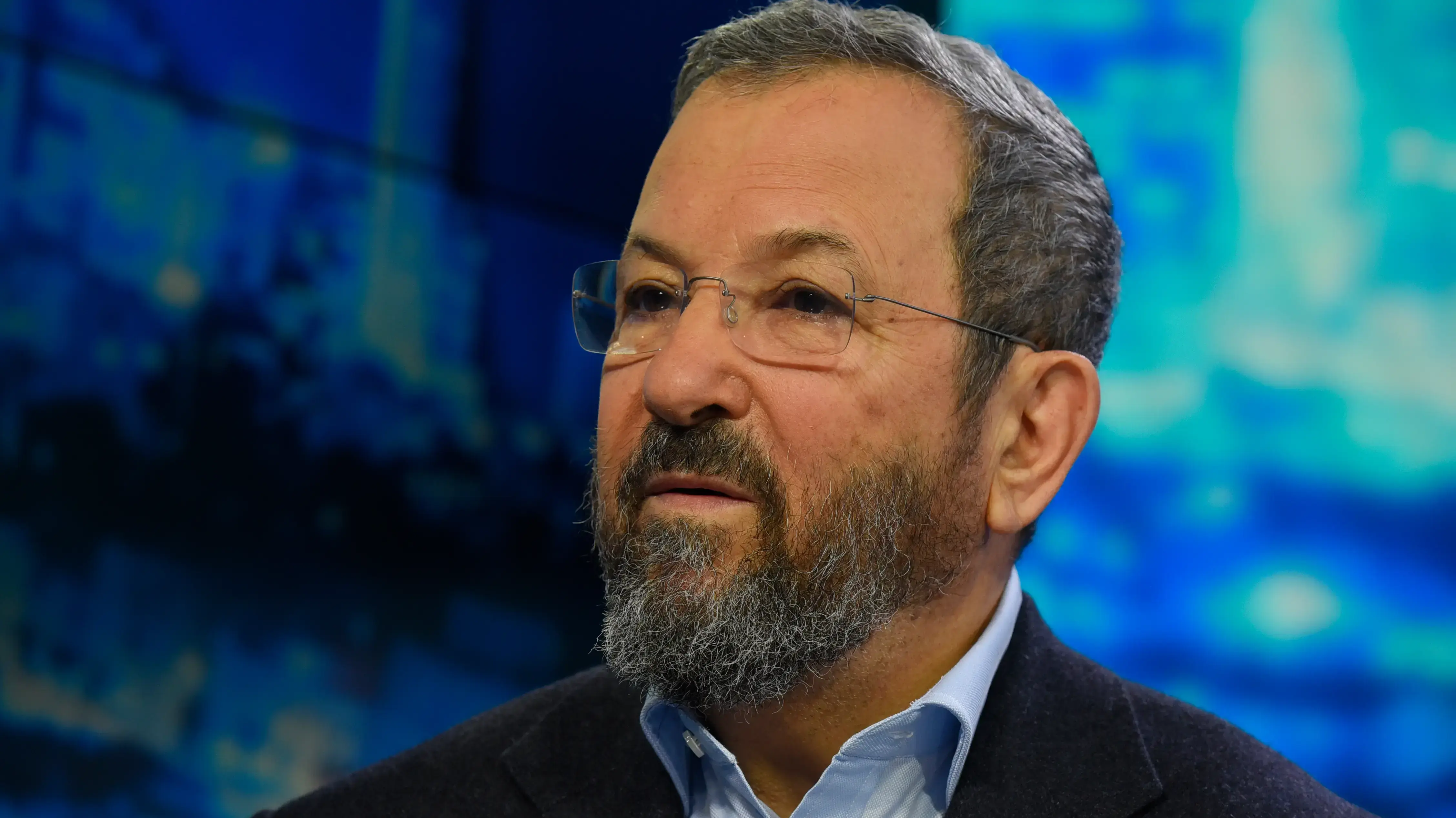 אהוד ברק לראיון אישי אחד על אחד עם יעקב אילון באולפן וואלה ניוז אהוד ברק לראיון אישי אחד על אחד עם יעקב אילון באולפן וואלה ניוז