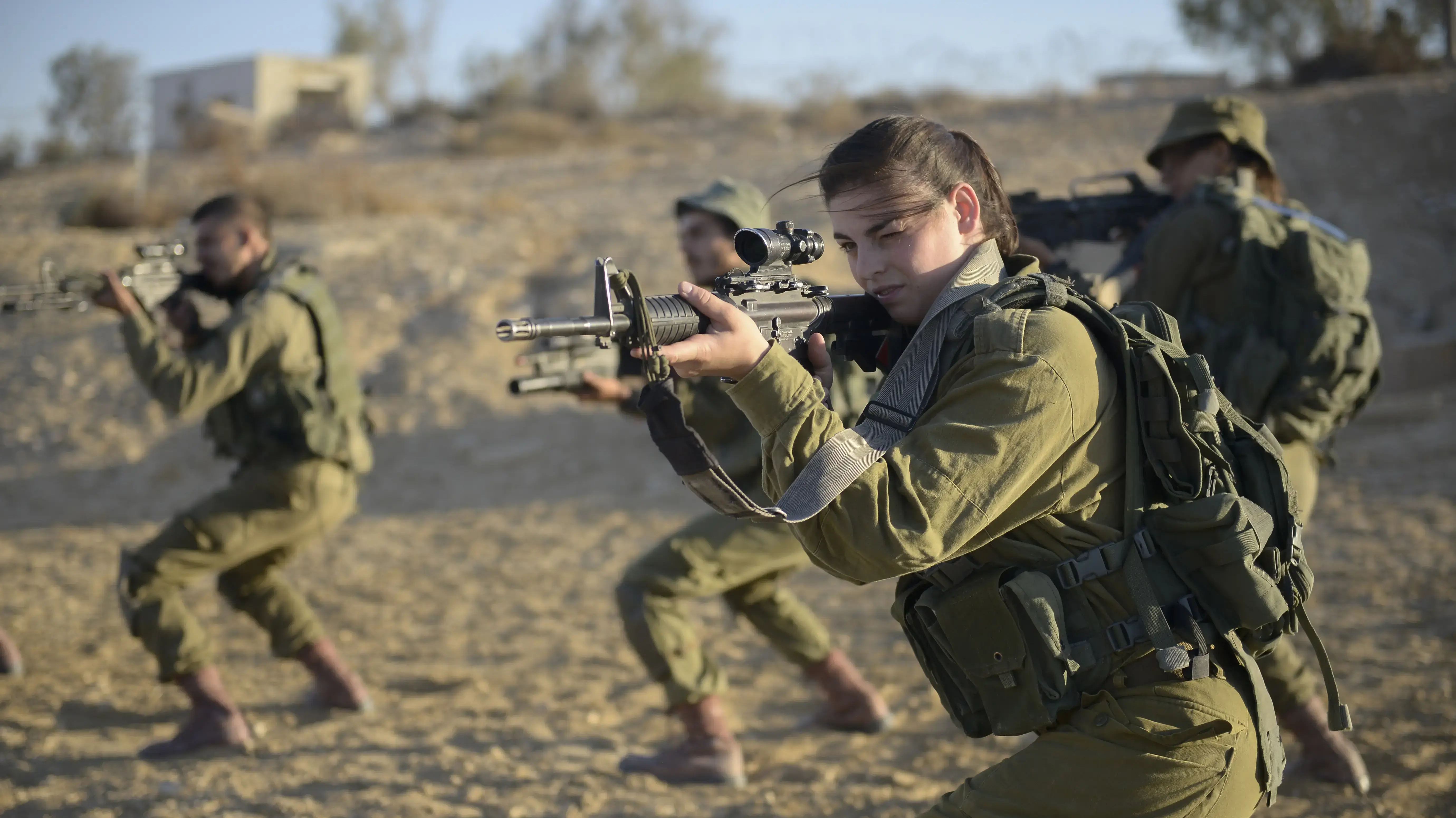 לוחמות צה"ל בזרוע היבשה לוחמות צה"ל בזרוע היבשה