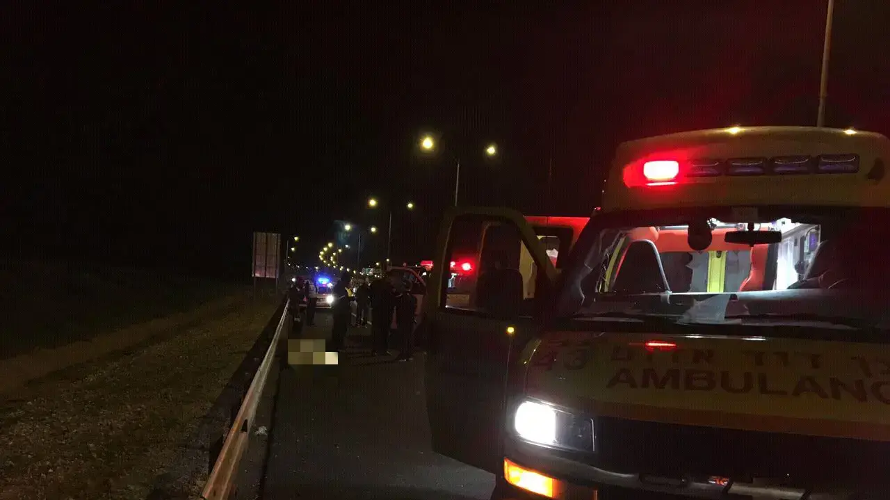 הולך רגל נהרג מפגיעת כלי רכב בכביש 31, בסמוך ללהבים שבדרום, 17 בפברואר 2017 הולך רגל נהרג מפגיעת כלי רכב בכביש 31, בסמוך ללהבים שבדרום, 17 בפברואר 2017