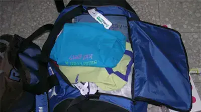 תפיסת סמים בנתבג (צילום: משטרת ישראל) תפיסת סמים בנתבג (צילום: משטרת ישראל)