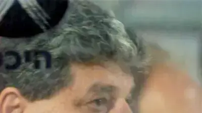 יצחק שום מאמן הפועל תל אביב יצחק שום מאמן הפועל תל אביב