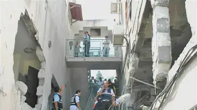 נפילת קטיושה בטבריה (צילום: גיל אליהו) נפילת קטיושה בטבריה (צילום: גיל אליהו)