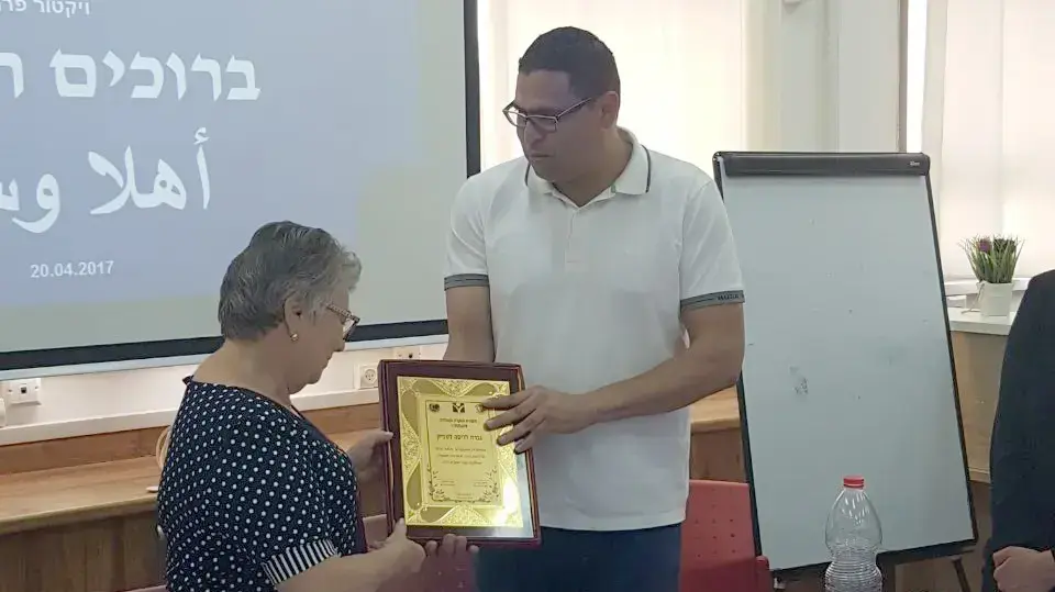 ארוע זכרון בסלון ברהט ארוע זכרון בסלון ברהט