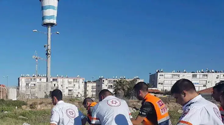 בן 14 טבע בחוף בקריית ים ונפגע באורח אנוש, מאי 2017 בן 14 טבע בחוף בקריית ים ונפגע באורח אנוש, מאי 2017