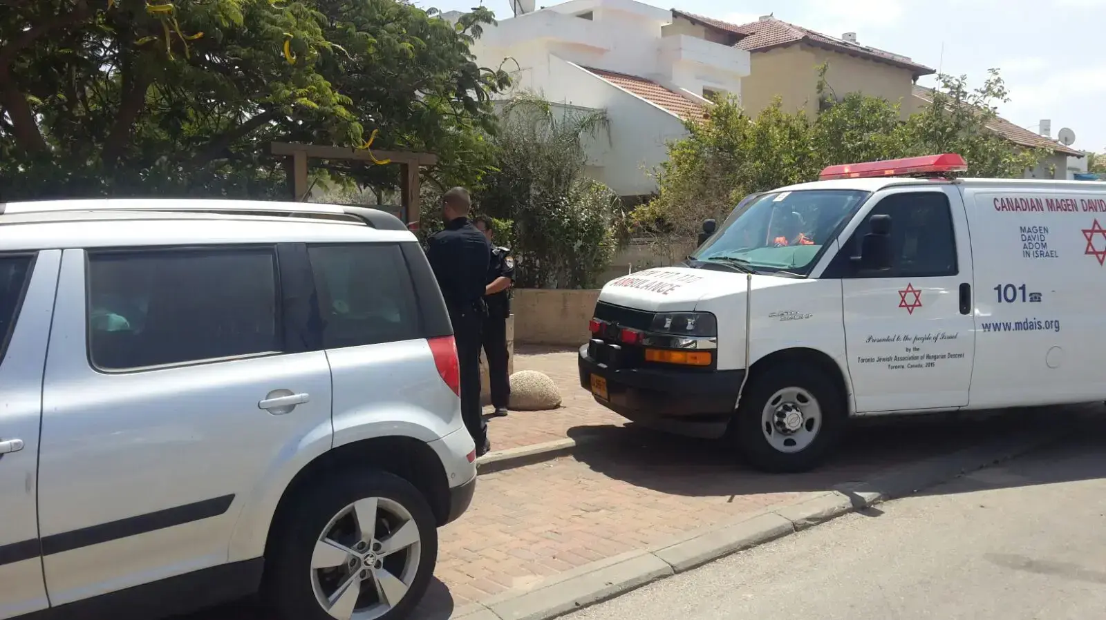 בית בגן יבנה בו נחשד כי התבצע רצח והתאבדות, גן יבנה, 31 באוגוסט 2017 בית בגן יבנה בו נחשד כי התבצע רצח והתאבדות, גן יבנה, 31 באוגוסט 2017