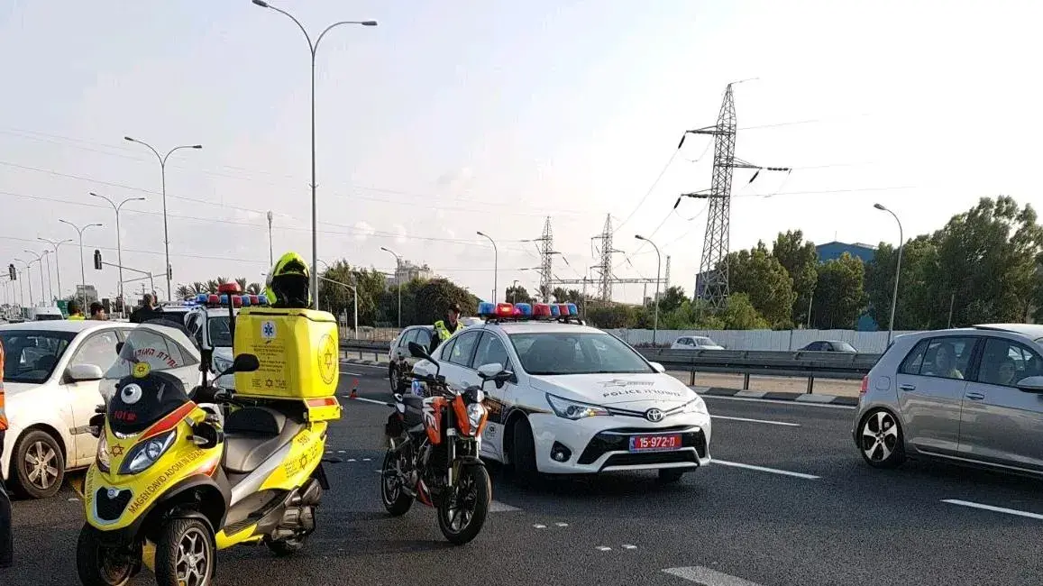 רוכב אופנוע בן 20 נהרג בתאונת דרכים בכביש 4 ליד כפר מסריק רוכב אופנוע בן 20 נהרג בתאונת דרכים בכביש 4 ליד כפר מסריק