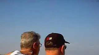 גיא ומיקי הומואים מקרית שמונה (אסור להשתמש!)