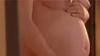 בטן של אשה בהריון בטן של אשה בהריון