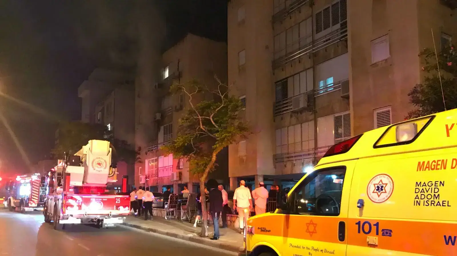 שריפה נתניה 18 נפגעים שריפה נתניה 18 נפגעים