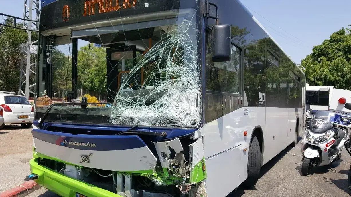 תאונה ברחוב קלצ'קין, תל אביב 15 באפריל 2018 תאונה ברחוב קלצ'קין, תל אביב 15 באפריל 2018