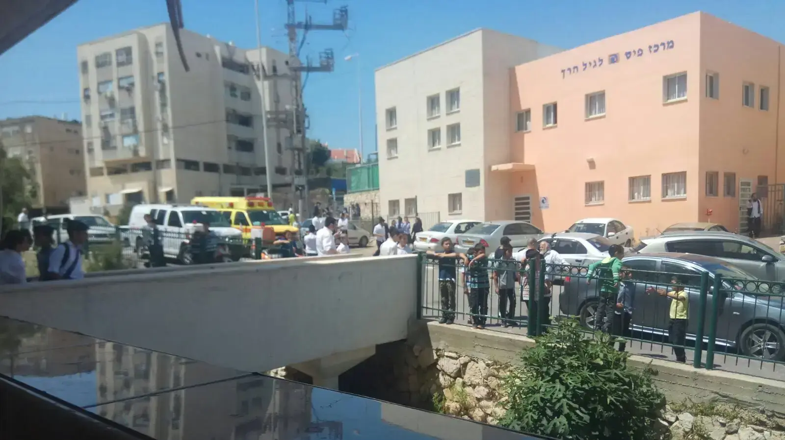 תינוק נמצא ברכב סגור, כשלו מאמצי ההחייאה, רח בני תורה רכסים, 24 באפריל 2018 תינוק נמצא ברכב סגור, כשלו מאמצי ההחייאה, רח בני תורה רכסים, 24 באפריל 2018