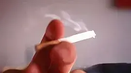 עישון סיגריה עישון סיגריה
