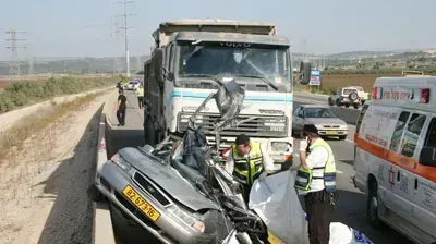 תאונה תאונת דרכים בכניסה לרכסים בצפון (בועז גולן מדצ זקא) תאונה תאונת דרכים בכניסה לרכסים בצפון (בועז גולן מדצ זקא)
