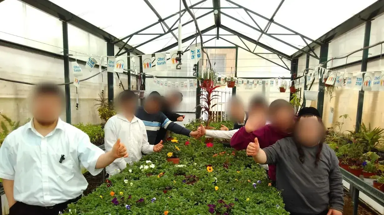 חצר בית ספר לילדים עם מוגבלויות שנסגר בבני ברק חצר בית ספר לילדים עם מוגבלויות שנסגר בבני ברק
