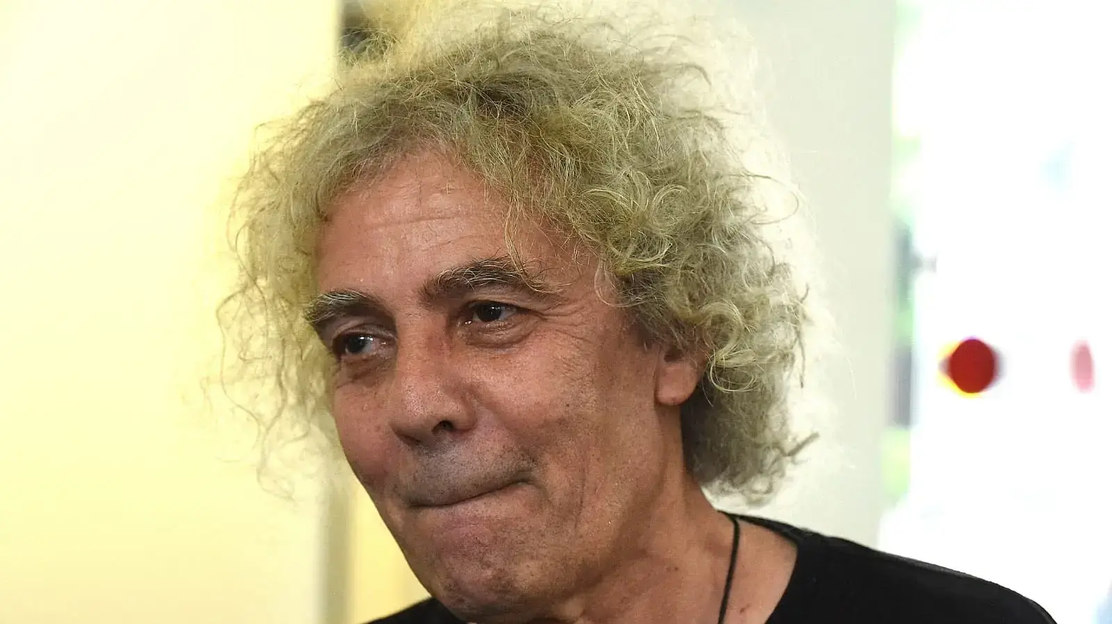 "פרס זה מוענק לו על סיקור עקבי ומעמיק של נושאים אשר לא זכו קודם לזרקור תקשורתי". רינו צרור "פרס זה מוענק לו על סיקור עקבי ומעמיק של נושאים אשר לא זכו קודם לזרקור תקשורתי". רינו צרור