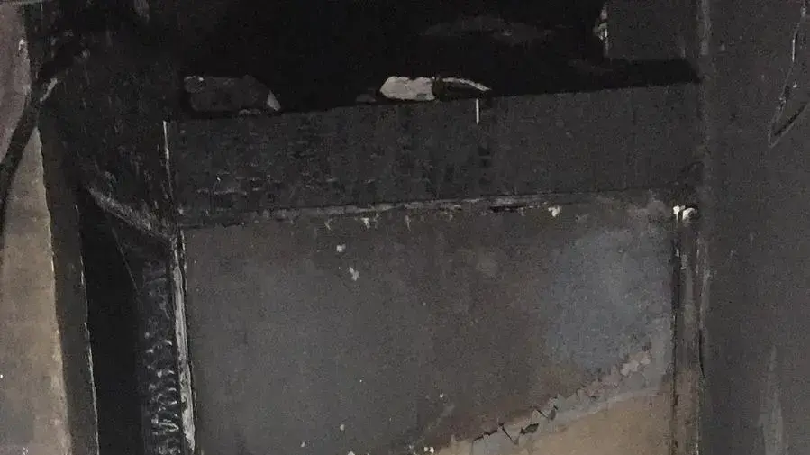 שריפה פרצה בדירה בתל אביב מסוללת אופניים חשמליים שריפה פרצה בדירה בתל אביב מסוללת אופניים חשמליים