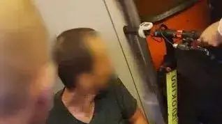 נוסעת איבדה את הכרתה על הרכבת, לחצן המצוקה לא עבד נוסעת איבדה את הכרתה על הרכבת, לחצן המצוקה לא עבד