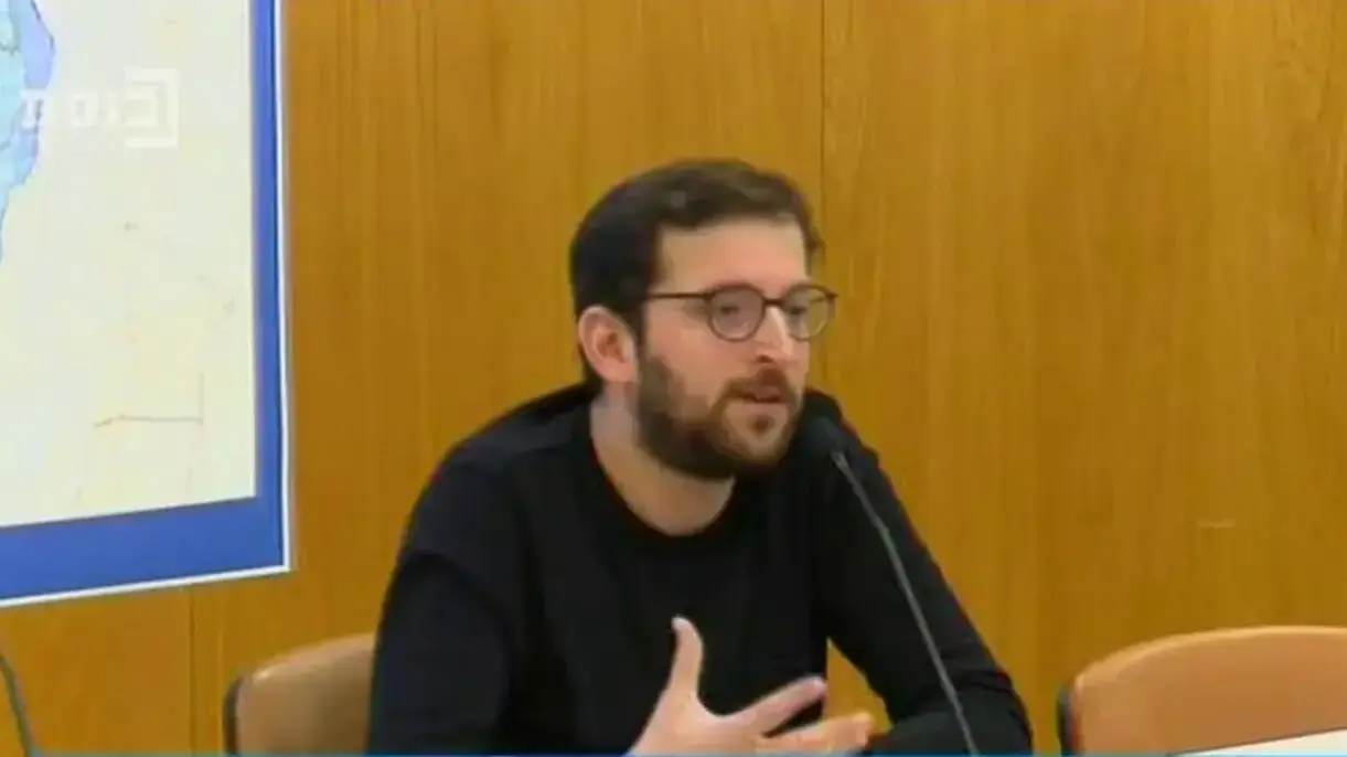 למי אכפת? יונתן אוריך למי אכפת? יונתן אוריך