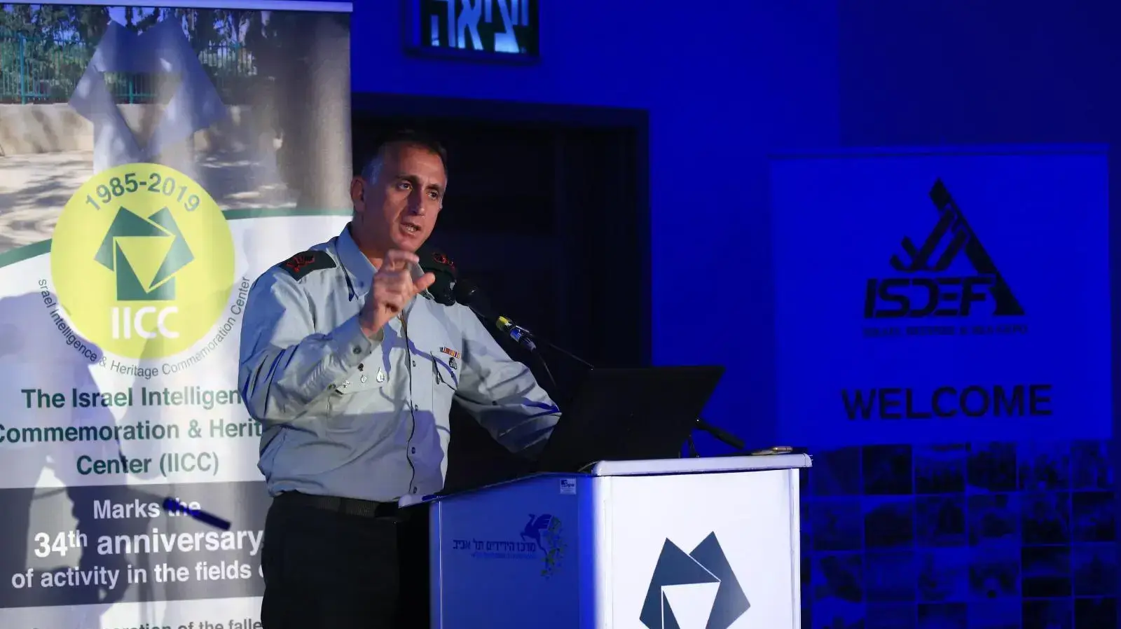 ראש אמ"ן אלוף תמיר היימן בכנס המרכז למורשת מודיעין במסגרת תערוכת 5 ביוני 2019
ראש אמ"ן אלוף תמיר היימן בכנס המרכז למורשת מודיעין במסגרת תערוכת 5 ביוני 2019