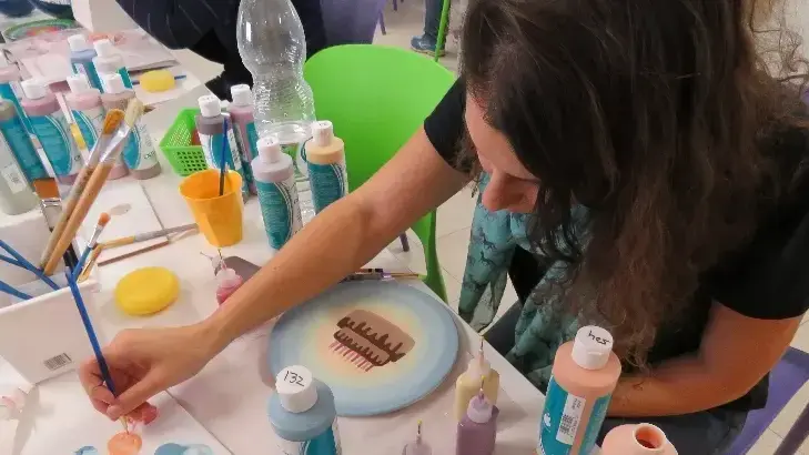 סדנת עיצוב כלי קרמיקה בכלי-קאסו סדנת עיצוב כלי קרמיקה בכלי-קאסו