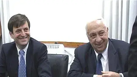 שרון ודן מרידור - הצטרפות מפלגת המרכז לממשלה שרון ודן מרידור - הצטרפות מפלגת המרכז לממשלה
