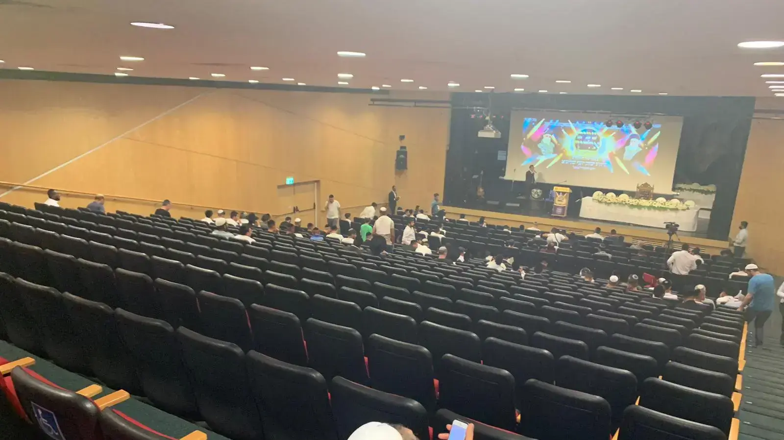 הופעה לגברים בלבד בחיפה, 4 בספטמבר 2019 הופעה לגברים בלבד בחיפה, 4 בספטמבר 2019