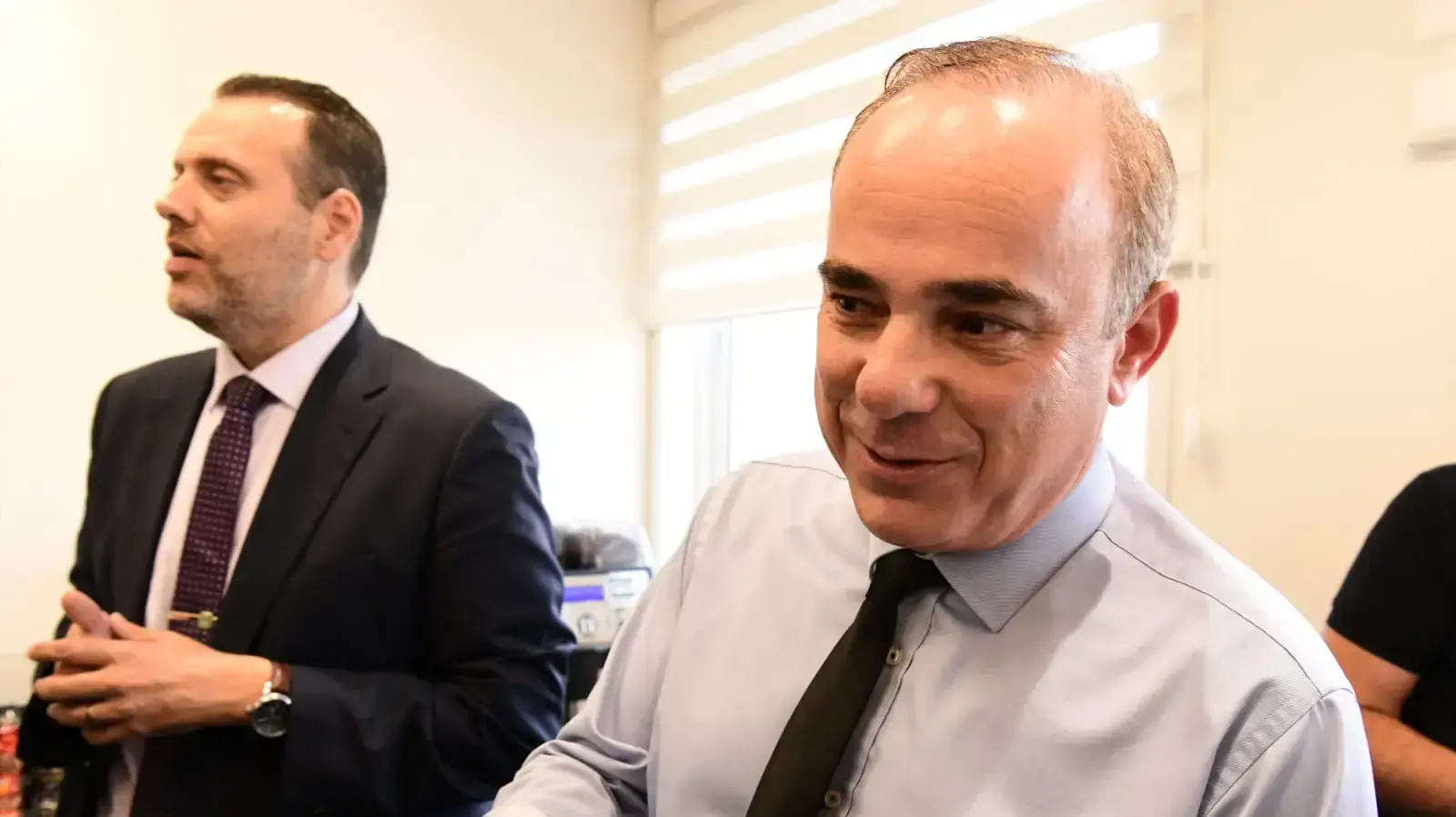 מיקי זוהר ויובל שטייניץ בהכרזה מיוחדת של רה"מ נתניהו בכפר המכביה, 9 בספטמבר 2019 מיקי זוהר ויובל שטייניץ בהכרזה מיוחדת של רה"מ נתניהו בכפר המכביה, 9 בספטמבר 2019