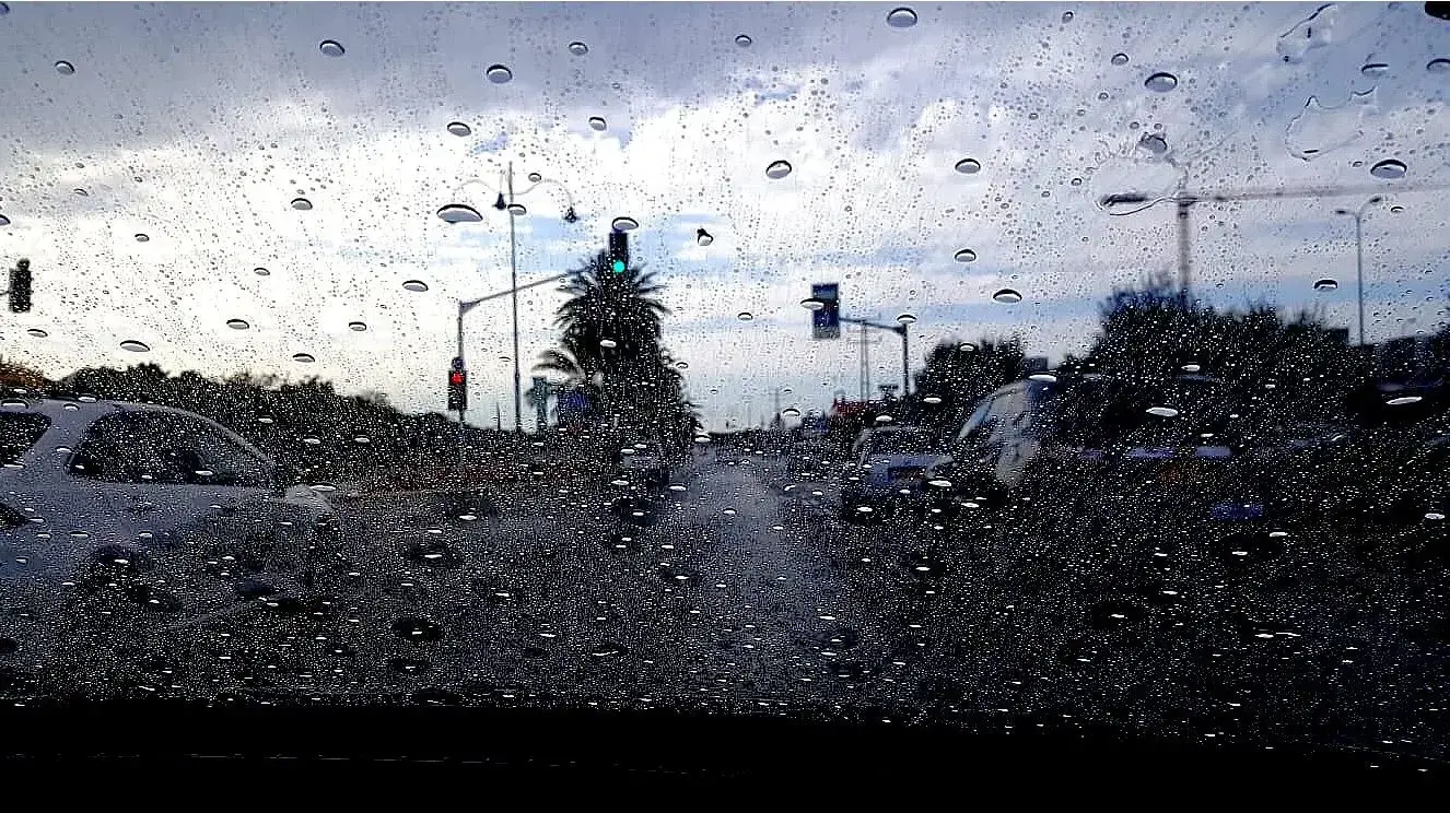 גשם החל לרדת בראשון לציון. 05 באוקטובר 2019 גשם החל לרדת בראשון לציון. 05 באוקטובר 2019
