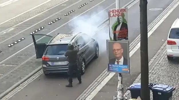 יורה בעיר האלה, גרמניה, 9 באוקטובר 2019 יורה בעיר האלה, גרמניה, 9 באוקטובר 2019
