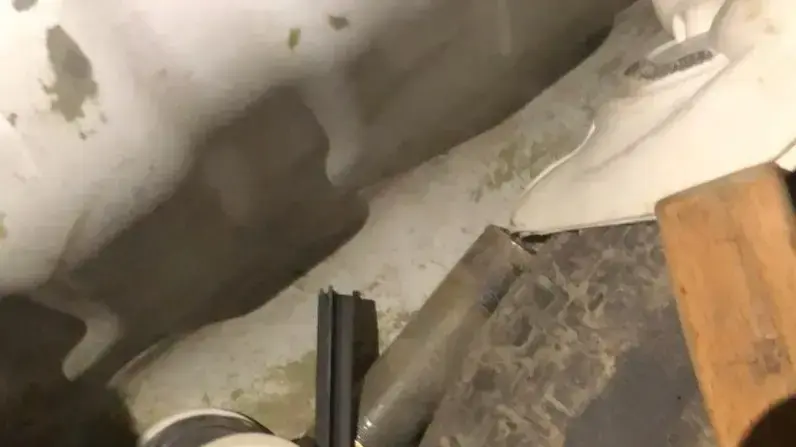 רכב שנסע מחברון נעצר לבידוק על ידי שוטרי מג"ב ובו נמצאו מטען צינור, כדוריות רסס ומסכות אנונימוס, 15 בנובמבר 2019 רכב שנסע מחברון נעצר לבידוק על ידי שוטרי מג"ב ובו נמצאו מטען צינור, כדוריות רסס ומסכות אנונימוס, 15 בנובמבר 2019
