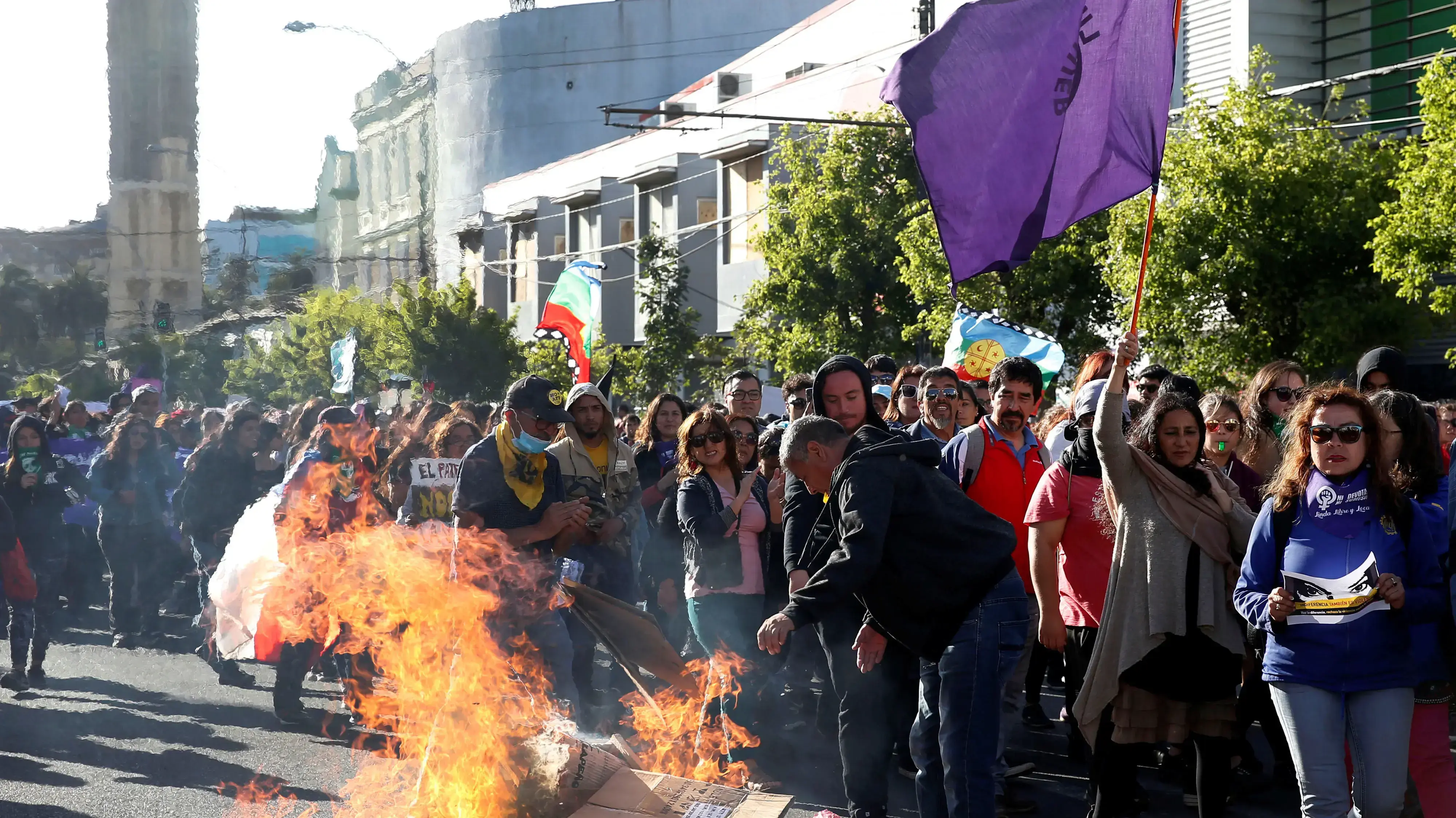 עצרת לציון היום הבינלאומי למיגור האלימות כנגד נשים בולפראיסו, צ'ילה 