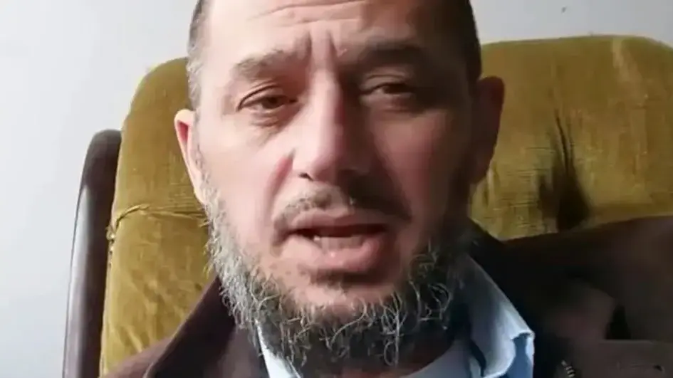 אימראן אלייב, בלוגר צ'צ'ני שנרצח במלון בפריז. 7 בפברואר 2020 אימראן אלייב, בלוגר צ'צ'ני שנרצח במלון בפריז. 7 בפברואר 2020