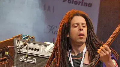 יוסי פיין בס בסיסט יוסי פיין בס בסיסט
