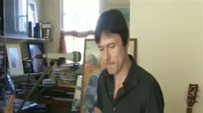 אנדרסון כפי שהוא נראה ביוטיוב אנדרסון כפי שהוא נראה ביוטיוב