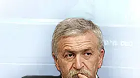 ישראל חסון (אתר הכנסת) ישראל חסון (אתר הכנסת)