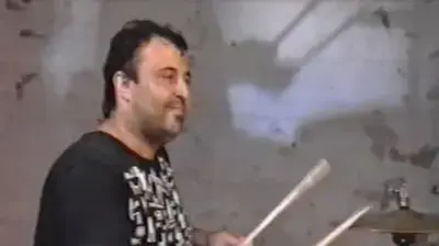 המתופף ז'אן ז'אק גולדברג המתופף ז'אן ז'אק גולדברג