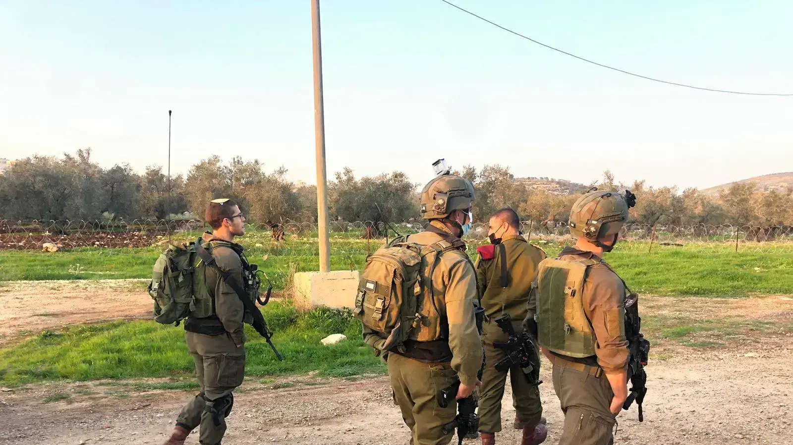כוחות צה"ל לאחר ניסיון פיגוע במחסום ליד כפר יעבד הסמוך לג'נין. 9 בינואר 2021 כוחות צה"ל לאחר ניסיון פיגוע במחסום ליד כפר יעבד הסמוך לג'נין. 9 בינואר 2021