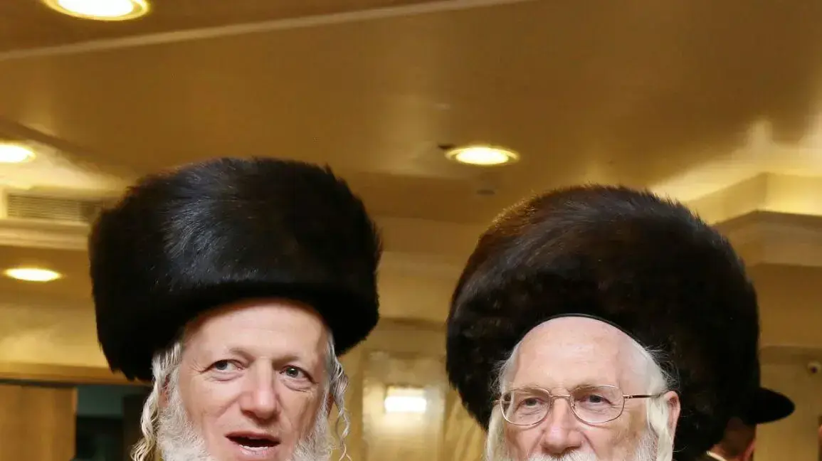 יהודה משי זהב, יו"ר ארגון זק"א, עם אביו מנחם יהודה משי זהב, יו"ר ארגון זק"א, עם אביו מנחם