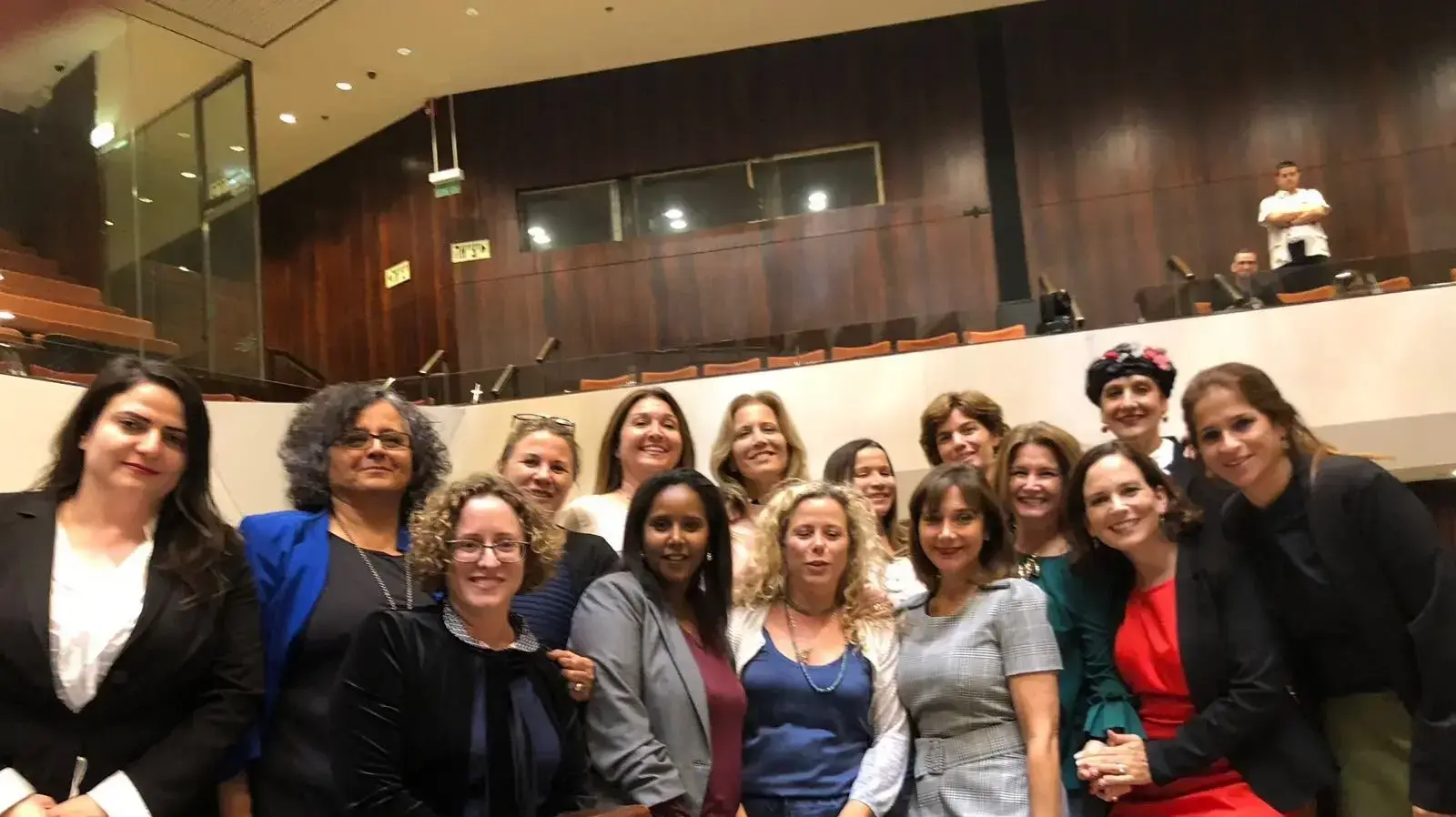 חברות כנסת לאחר העברה בקריאה ראשונה של הצעת החוק לאיסור צריכת זנות, 22 באוקטובר 2018 חברות כנסת לאחר העברה בקריאה ראשונה של הצעת החוק לאיסור צריכת זנות, 22 באוקטובר 2018