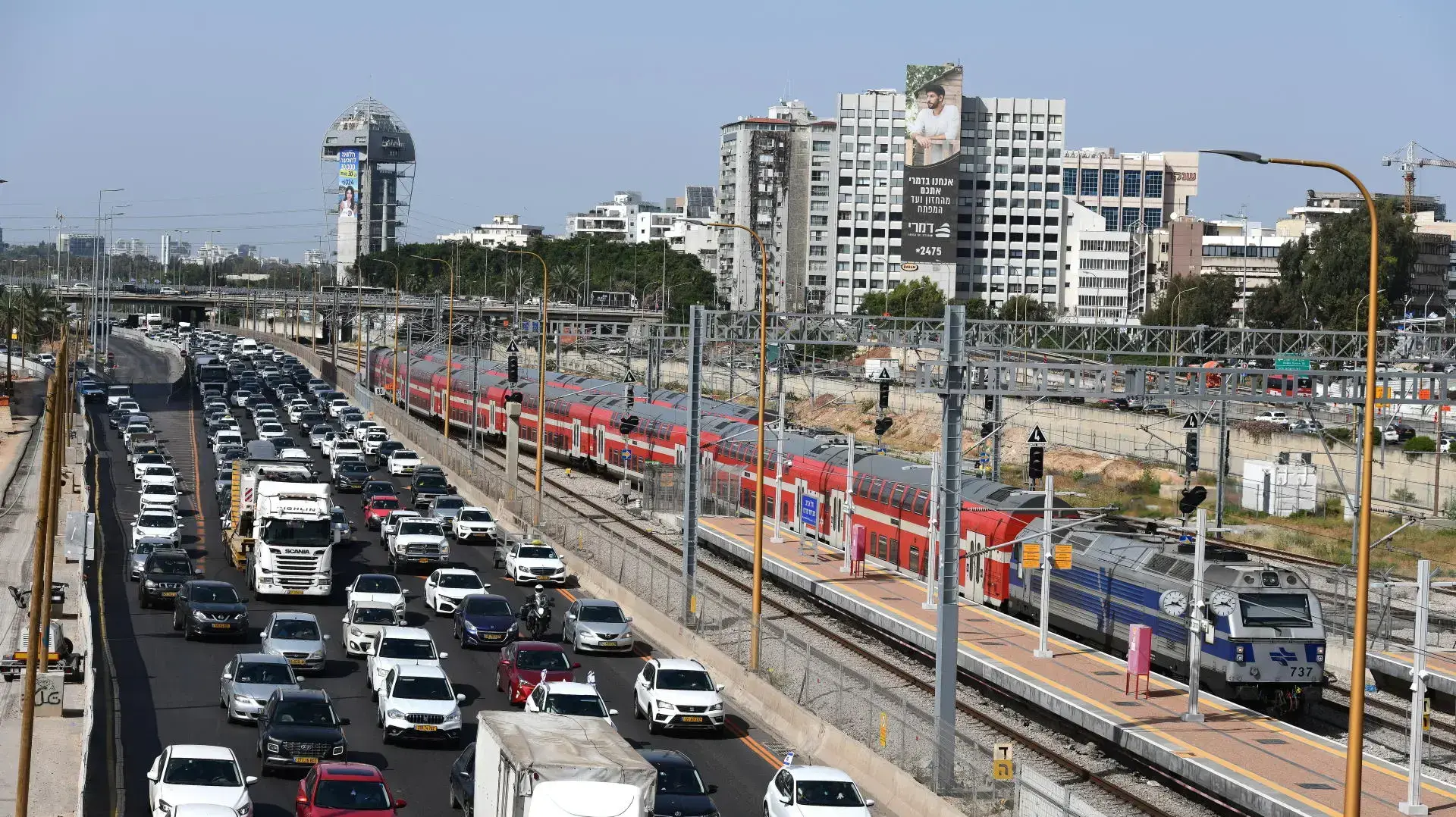 פקקי תנועה בנתיבי איילון, 20 באפריל 2021 פקקי תנועה בנתיבי איילון, 20 באפריל 2021