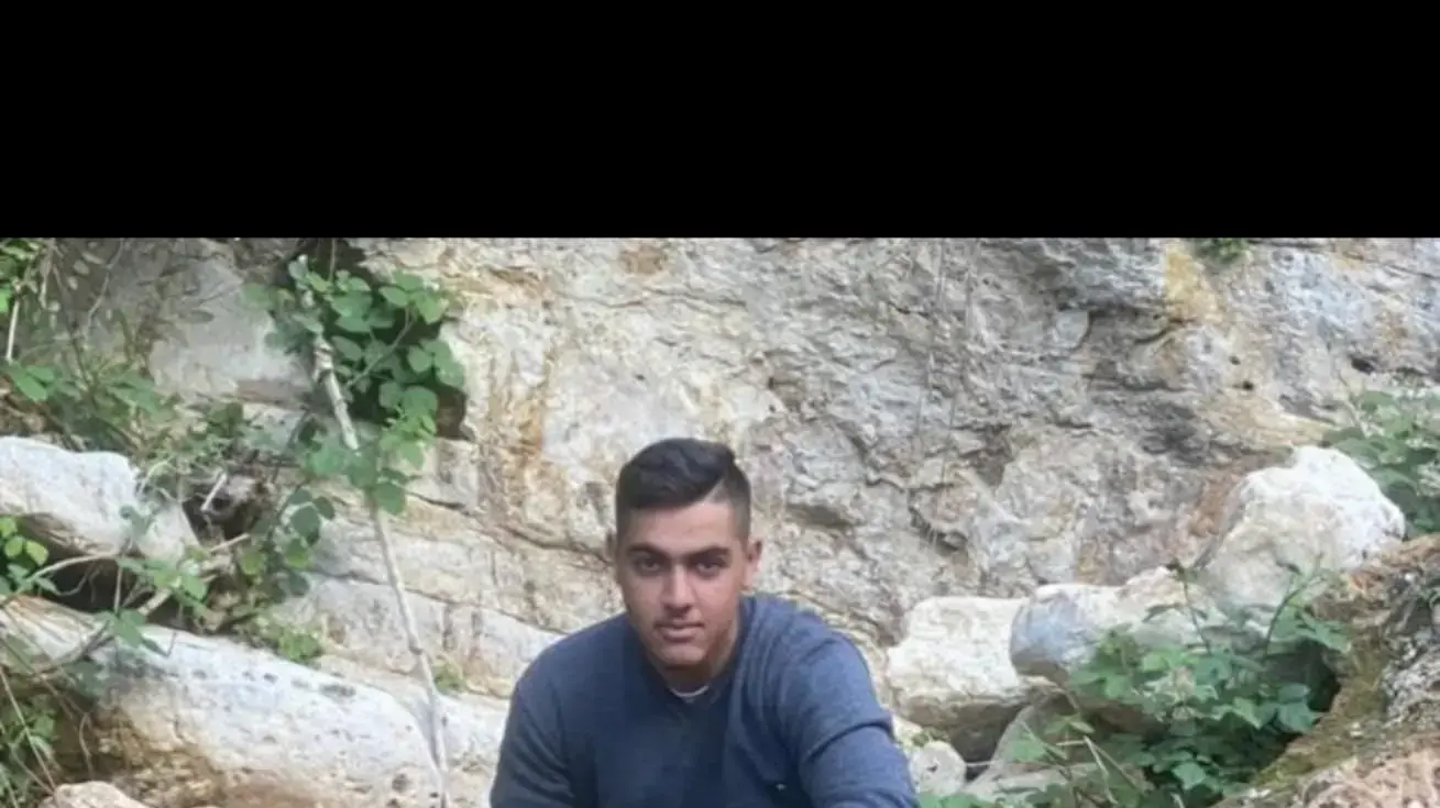 אמיר מגיס בן 19 שנהרג אתמול בתאונה חזיתית סמוך לשלומי, 3 במאי, 2021 אמיר מגיס בן 19 שנהרג אתמול בתאונה חזיתית סמוך לשלומי, 3 במאי, 2021