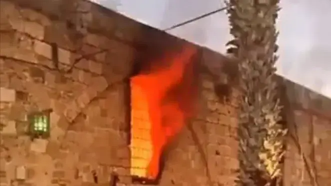 תיאטרון עכו נשרף תיאטרון עכו נשרף