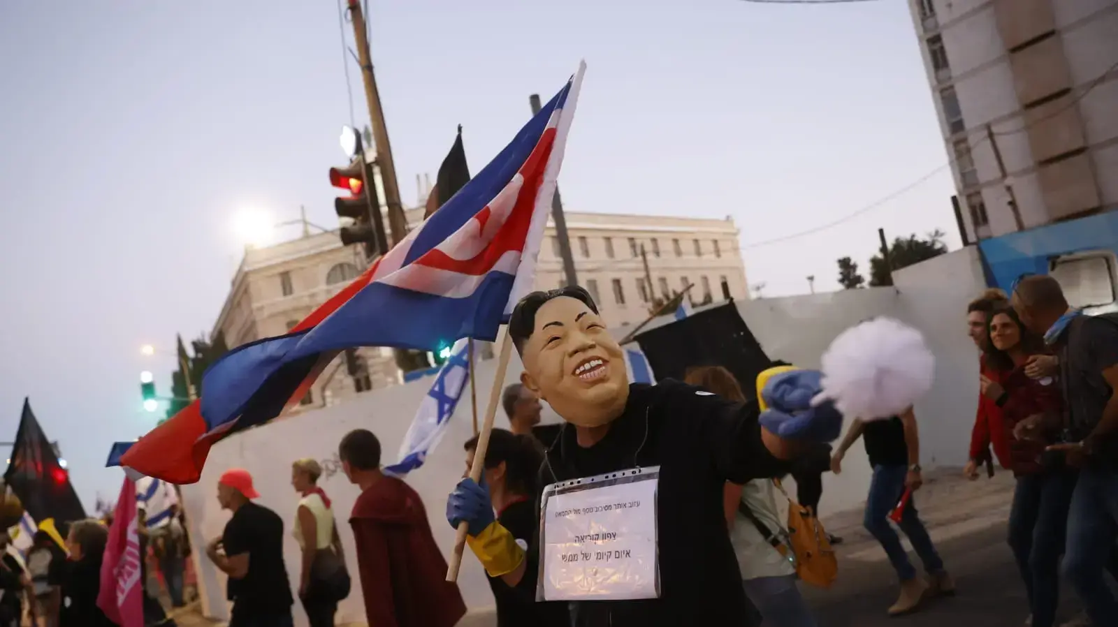 הפגנה מול מעון ראש הממשלה נתניהו, בלפור ירושלים, 5 ביוני 2021 הפגנה מול מעון ראש הממשלה נתניהו, בלפור ירושלים, 5 ביוני 2021