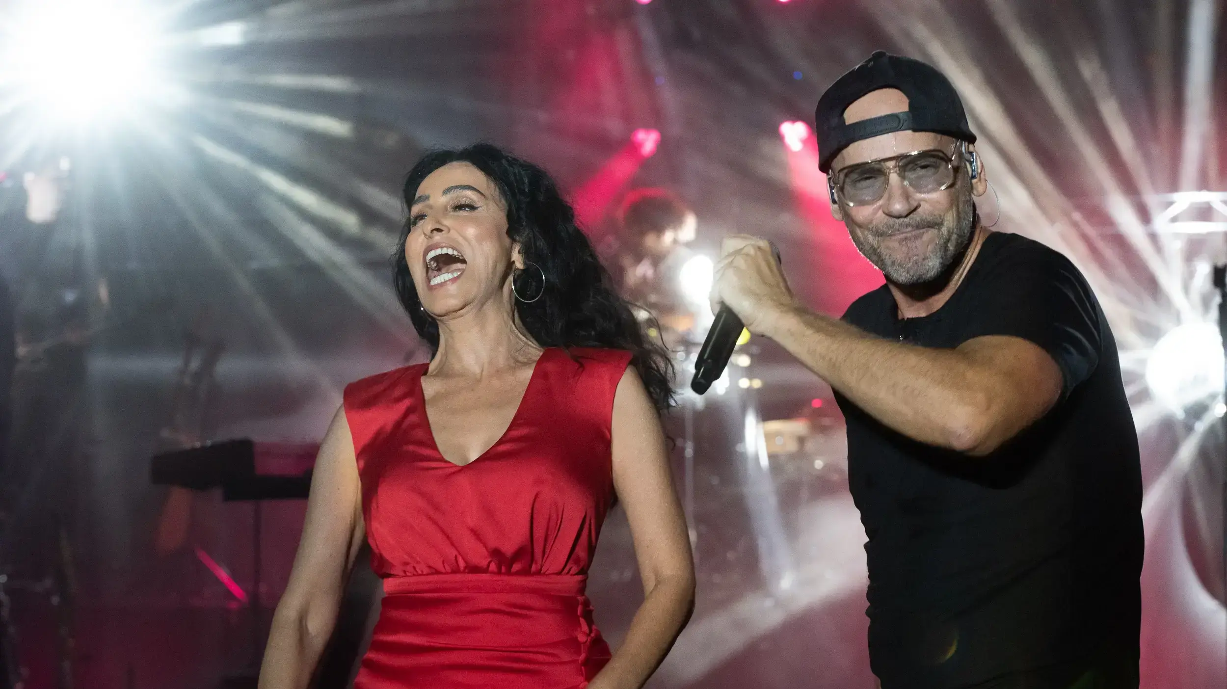 אנרגיות מטורפות על הבמה. רמי וריטה אנרגיות מטורפות על הבמה. רמי וריטה