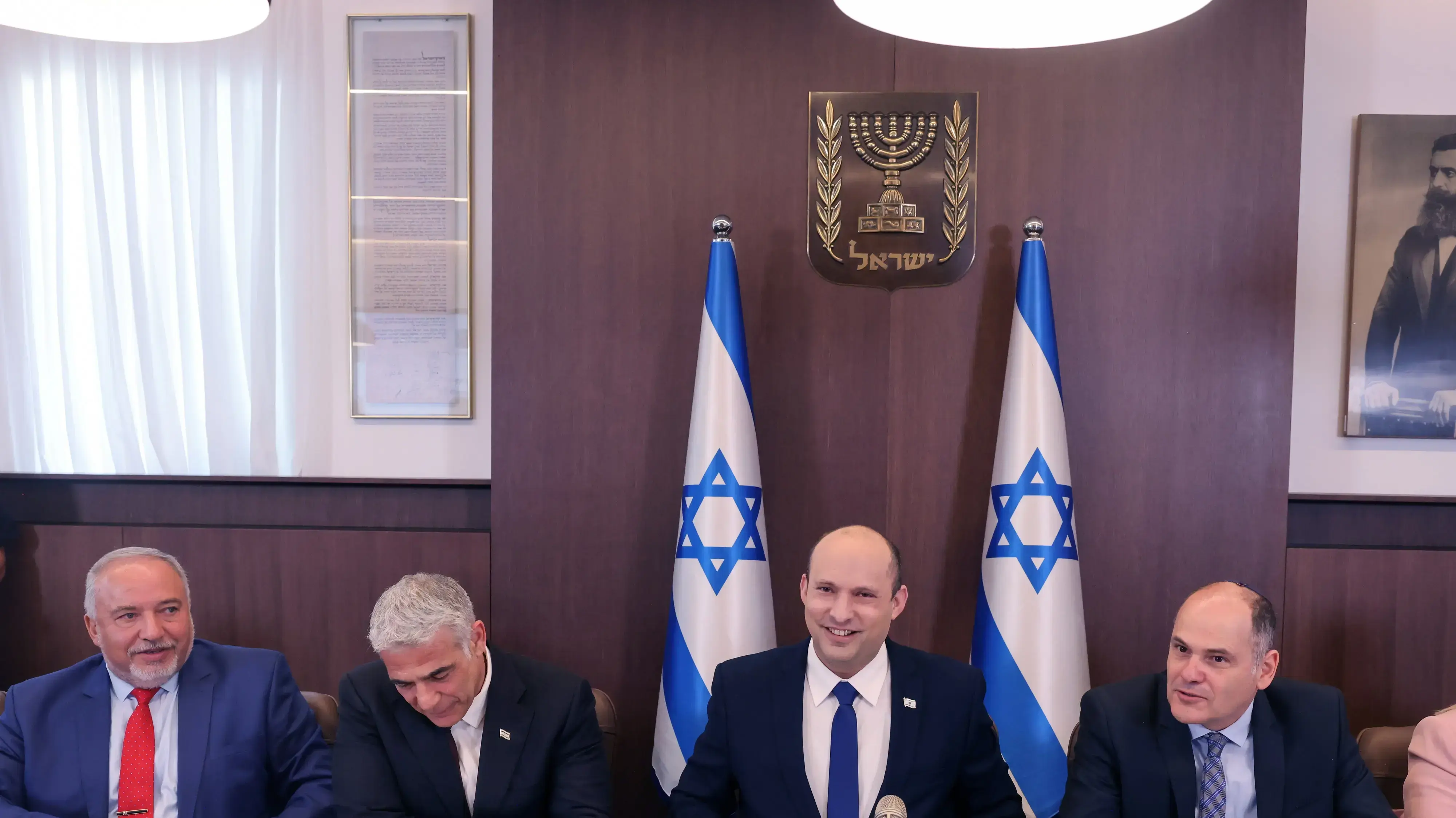 ישיבת ממשלה | ראש הממשלה, נפתלי בנט בפתח ישיבת הממשלה 20 ביוני 2021 ישיבת ממשלה | ראש הממשלה, נפתלי בנט בפתח ישיבת הממשלה 20 ביוני 2021