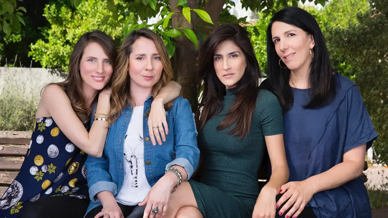 יתרועעו גם בבריטניה. "חברות" יתרועעו גם בבריטניה. "חברות"
